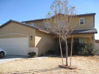11569 Emmy Ct, El Mirage, CA 92301-6154