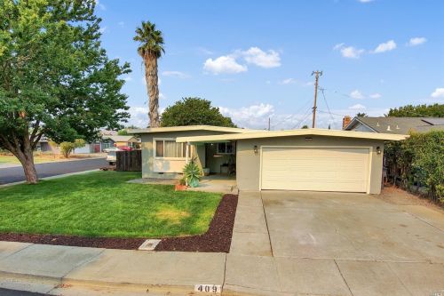 409 Havasu Dr, Vacaville, CA 95687-5516
