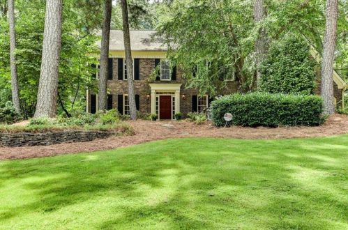 756 Fox Hollow Pkwy, Marietta, GA 30068-2407