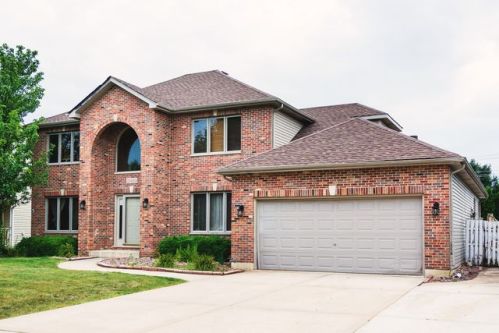 25135 Round Barn Rd, Plainfield, IL 60585-6740