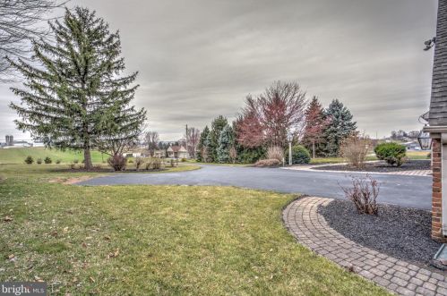 2045 Rockvale Rd, Lancaster PA  17602-1405 exterior