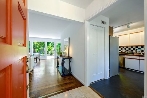 410 Maple St, Mill Valley, CA 94941-3928