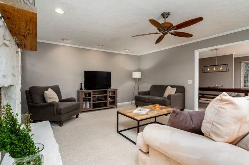 3862 Ensign Dr, Atlanta GA  30341-1836 exterior