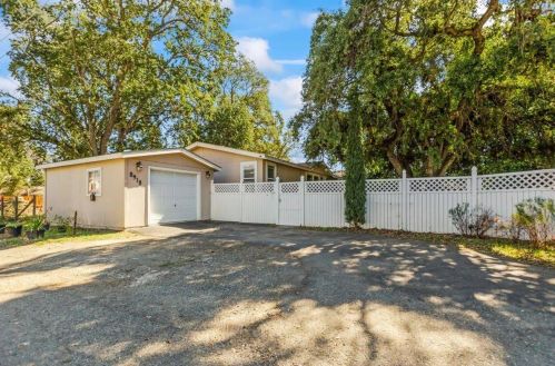 8918 Van Moore Ln, Citrus Heights, CA 95662-4626