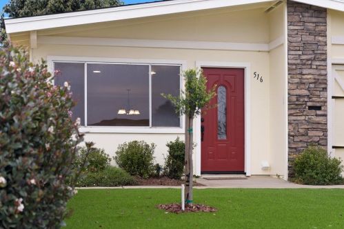 516 Cedar Dr, Watsonville, CA 95076-3536