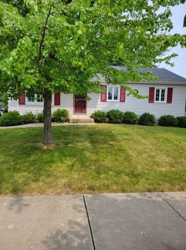 603 Cherrywood Dr, North Aurora, IL 60542-1031
