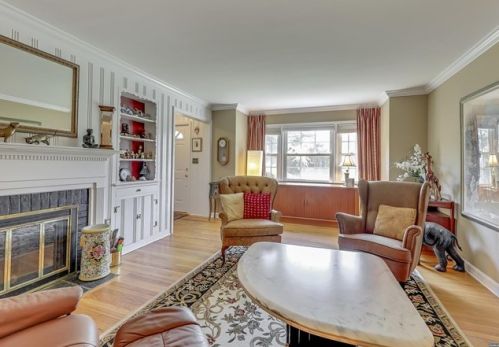 421 Ponfield Pl, Ridgewood, NJ 07450-1830