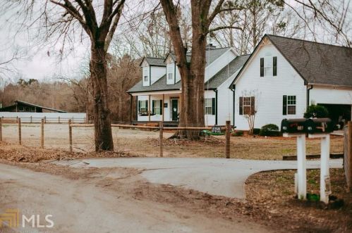 403 Chester Piper Rd, Porterdale, GA 30014-7446