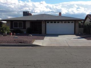 14367 Galleon Ln, Helendale, CA 92342-7778