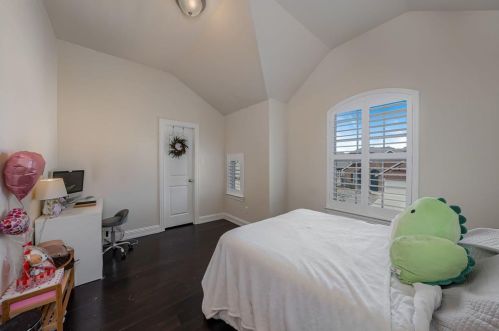 3820 Mustang Ave, Garland TX 75048 exterior