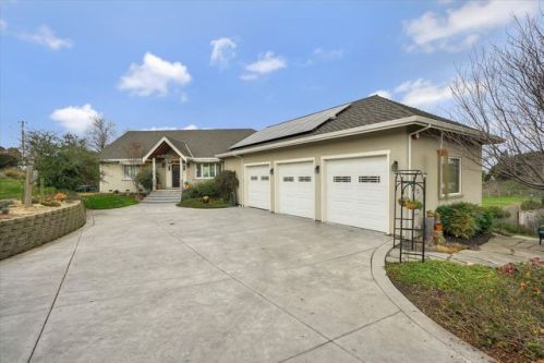 24785 Fairview Ave, Hayward, CA 94542-1333