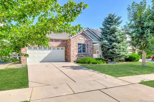 24697 Arizona Cir, Aurora, CO 80018-6071