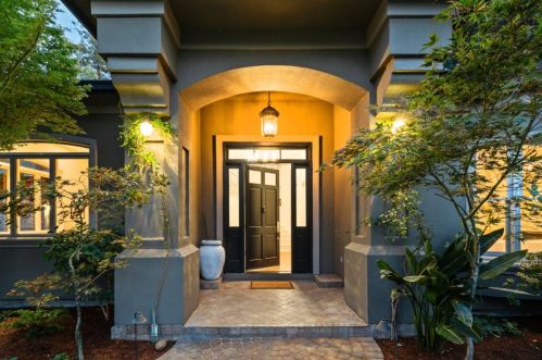 637 Sleeper Ave, Mountain View, CA 94040-3826