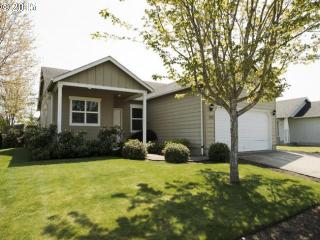 109 Robin Ct, Walker, OR 97426-9713