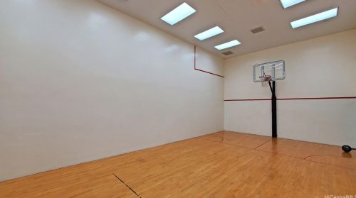 1212 Nuuanu Ave, Honolulu HI  96817-4021 exterior