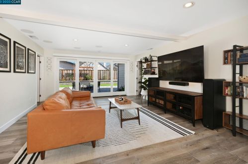 4163 Pickwick Dr, Concord CA  94521-2735 exterior