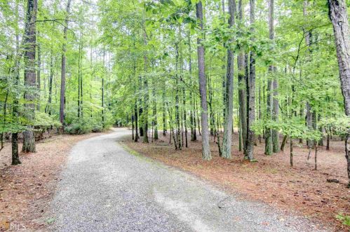 265 Lake Coweta Trl, Newnan, GA 30263-5919