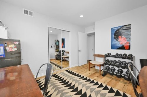 9878 Avenida Mateo, Cypress CA  90630-3445 exterior