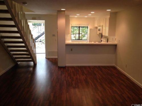 177 Pineview, Irvine, CA 92620-1926