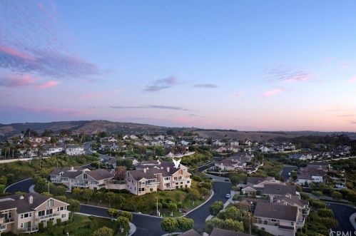 8 Saros, Irvine, CA 92603-5713