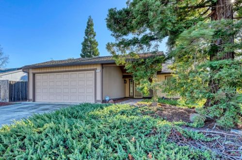 7116 Blue Springs Way, Citrus Heights, CA 95621-0204