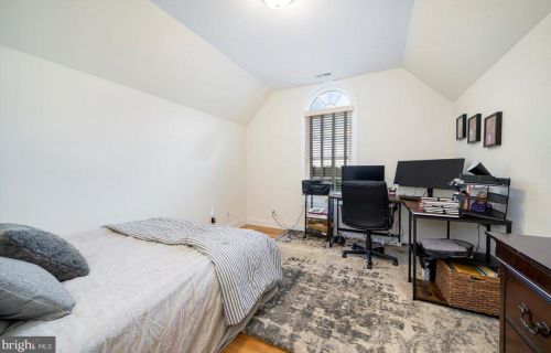 365 Prado Way, Berkeley Springs WV  25411-3264 exterior