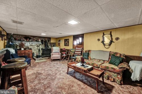 934 Walnut St, Hanover PA 17331-1523 exterior