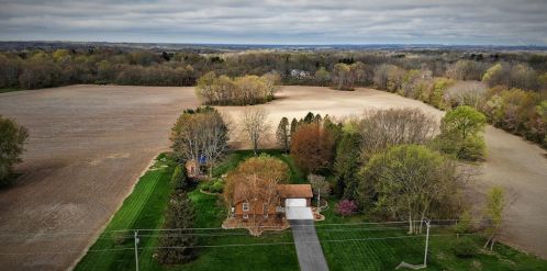 872 400, Valpo, IN 46383-9751