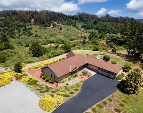 1130 Larkin Valley Rd, Watsonville, CA 95076-9621