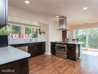 1607 Portola Ave, Spring Valley CA  91977-4531 exterior