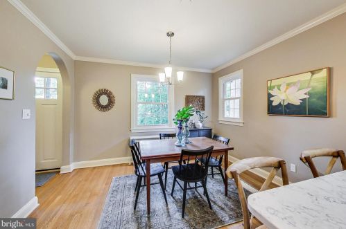 610 Ellsworth Dr, Silver Spring MD 20910-4301 exterior