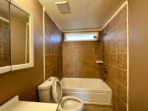 610 Canal St, Merced CA  95341-6630 exterior