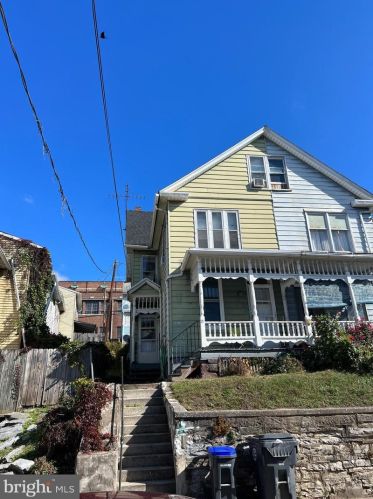 111 2nd St, Harrisburg, PA 17101-1432