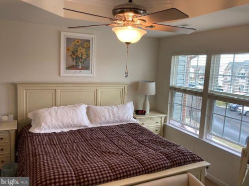 118 Sundance Dr, Trenton, NJ 08619-3969