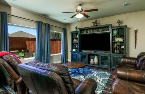 1720 Kachina Lodge Rd, Fort Worth TX  76131 exterior