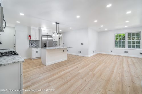 69 Byrnes Ln, Tinton Falls NJ  07724-1507 exterior