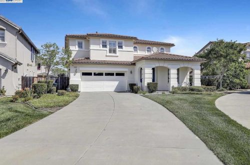 8159 Mandarin Ave, Newark, CA 94560-3328