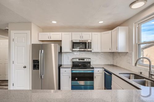 1887 Fundy Way, Aurora CO  80017-4628 exterior