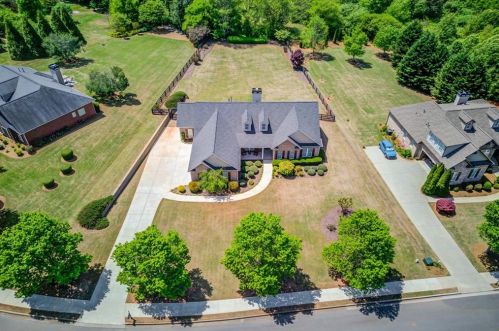 2016 Jefferson Hall Dr, Monroe, GA 30656-6435