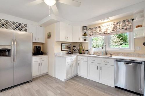 11 Ronal Dr, Kensington, CT 06037-2431