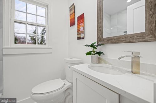 10803 Keller St, Silver Spring MD 20902-3741 exterior