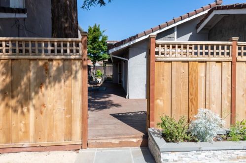 45 Southmar Ct, San Jose, CA 95138-1833