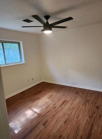 2104 Crestwood Dr, Richmond TX 77469-5404 exterior