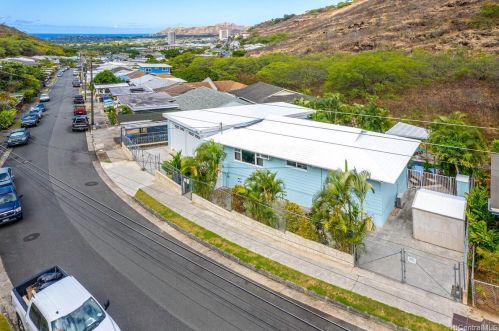1530 Ainakoa Ave, Honolulu HI  96821-1114 exterior