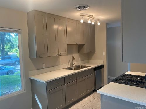 6610 Duke St, Riverside, CA 92506-4334