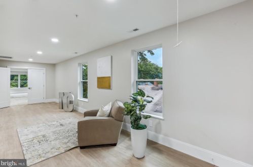 620 Mississippi Ave, Silver Spring MD 20910-5236 exterior