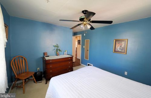 117 Jeremiah Ave, Trenton NJ 08610-6537 exterior