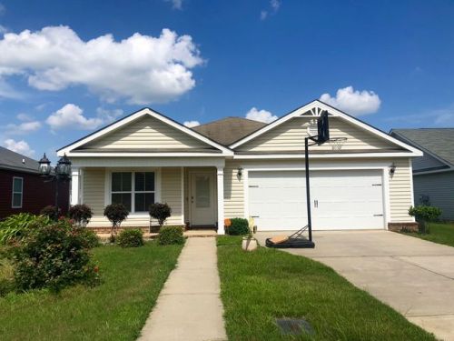 306 Thornton Dr, Bonaire, GA 31005-3797