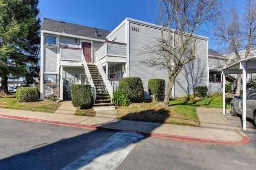 7401 Auburn Oaks Ct, Citrus Heights, CA 95621-1377