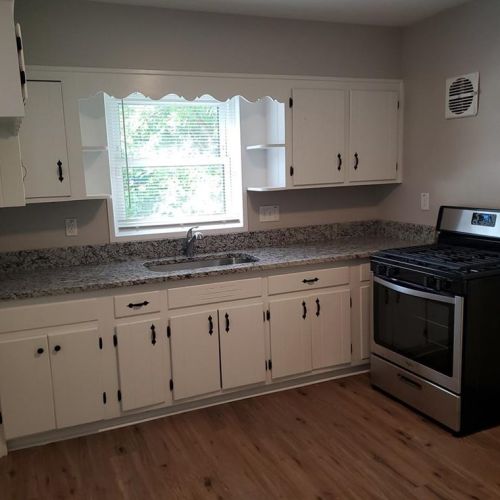 2885 Delowe Dr, Atlanta, GA 30344-2358